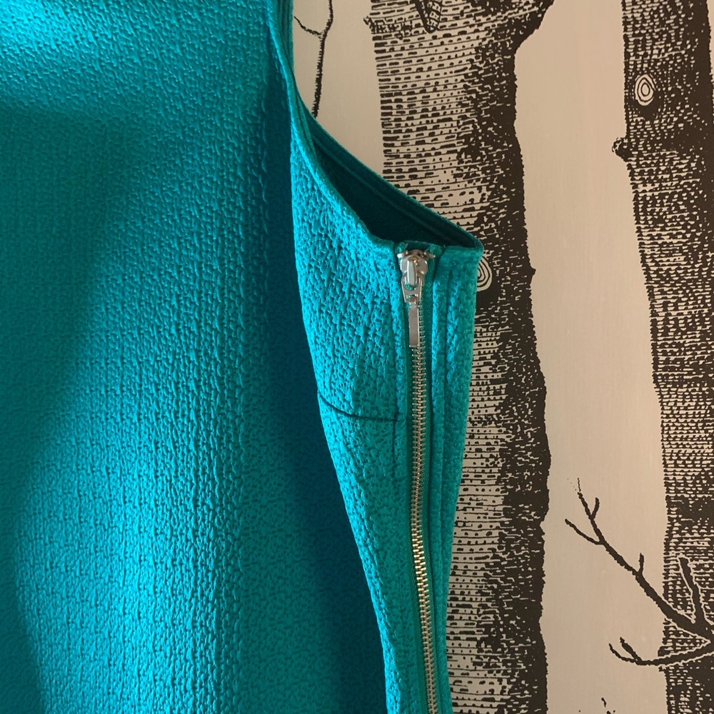 Mango Casual- form fitting mini dress 👗 EUC